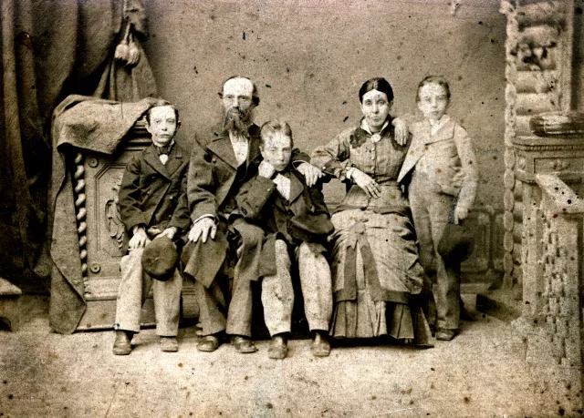 Leib  Loshak and family