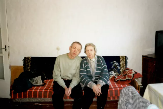 Feiga Tregerene and her son Simon Tregeras