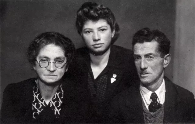 Gavriel, Liza and Viktoria Levi