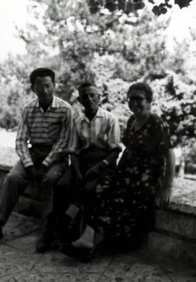 Leon, Liza and Gavriel Levi