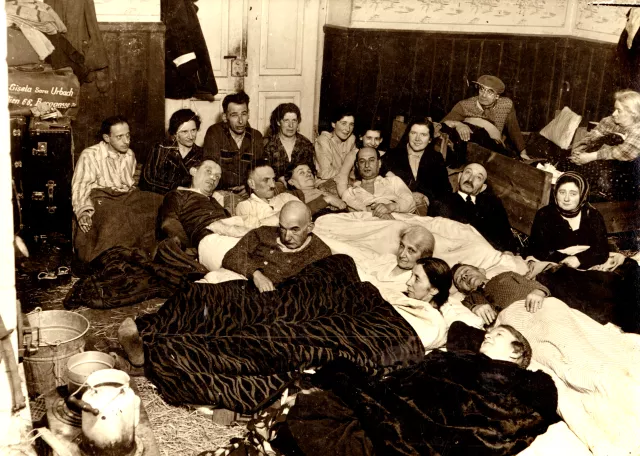 Mass accommodation in Opole ghetto