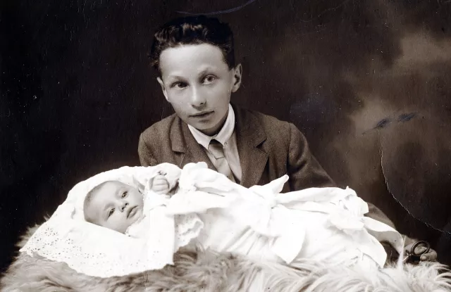 Lilli Tauber and her brother Eduard Schischa