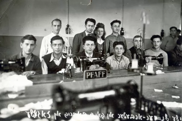 Nachman Elencwajg  in a Jewish tailor cooperative