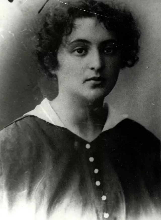 Lubov Ratmanskaya's cousin Tsipa Belokopytova Lubov Ratmanskaya's cousin Tsipa Belokopytova