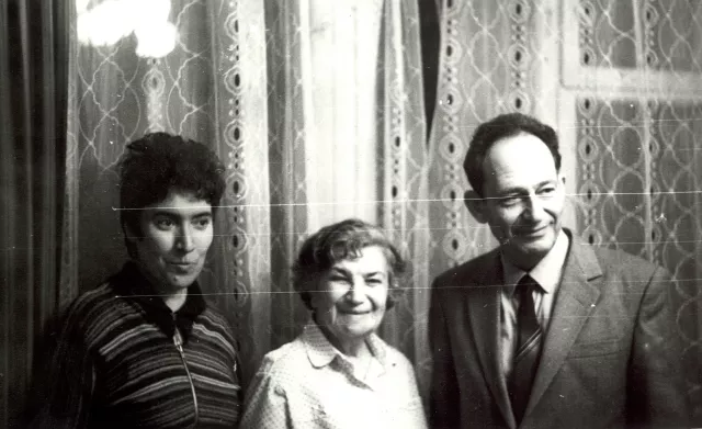 Lubov Ratmanskaya with her cousin Lev Gertsensteyn and his wife Lubov Munets Lubov Ratmanskaya with her cousin Lev Gertsensteyn and his wife Lubov Munets