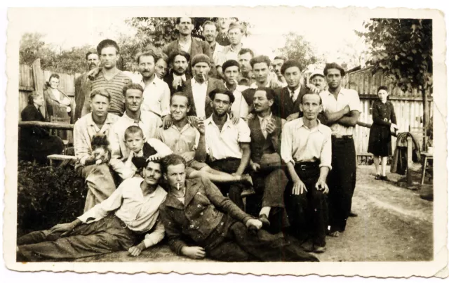 Arnold Leinweber in Aparatorii Patriei camp