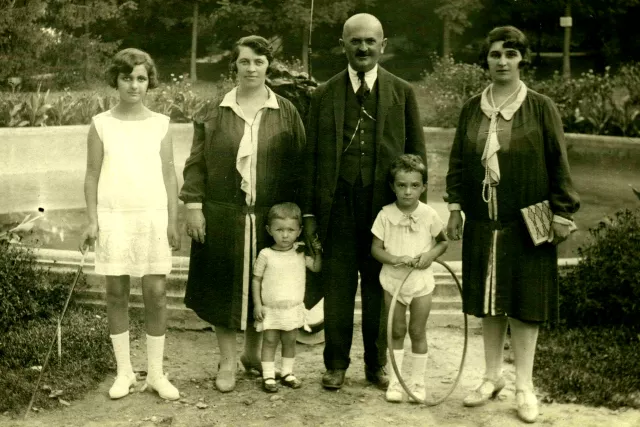 Aristide Streja with relatives and friends