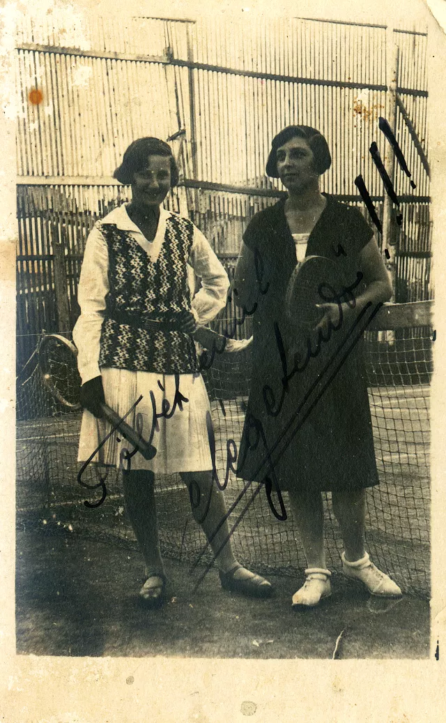 Steinmetz Bella fiatal lányként