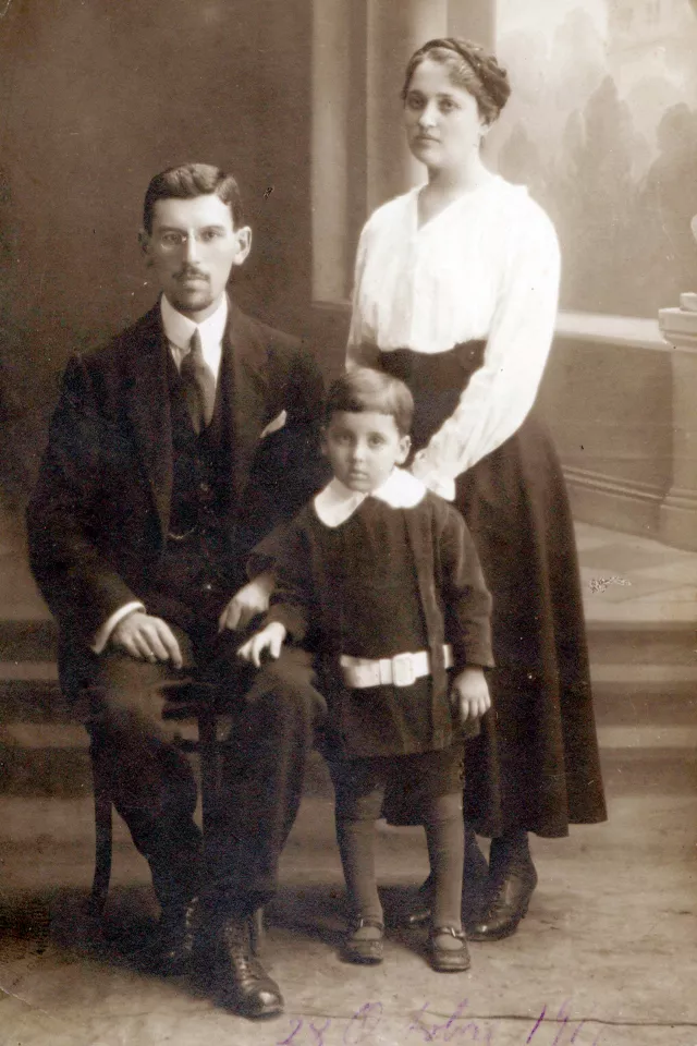 Gavril Marcuson with Leibis and Eveline Marcussohn