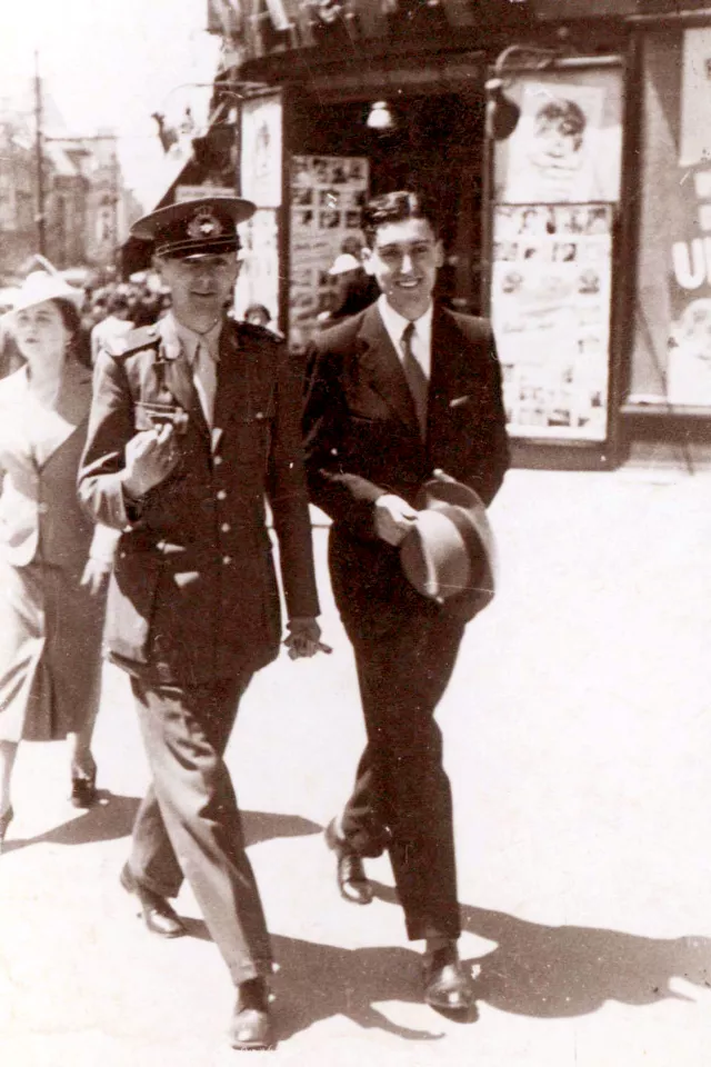 Gavril Marcuson walking on Victoriei Ave.