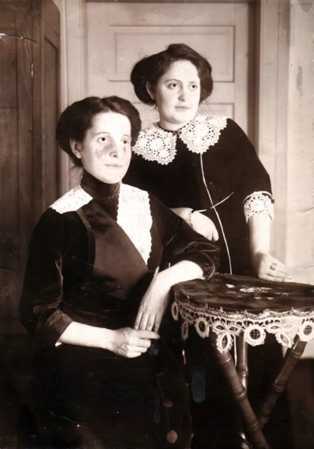 Vilma Havas and Iren Grosz