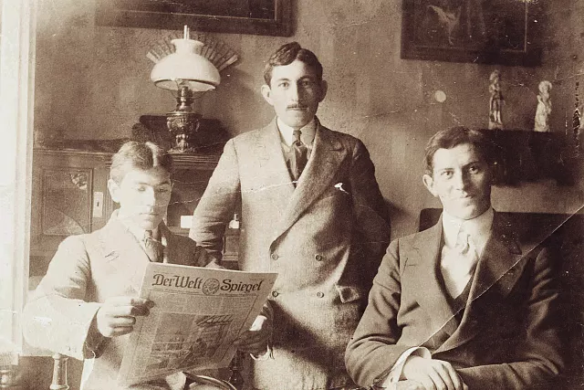 Leon Sager and acquaintances