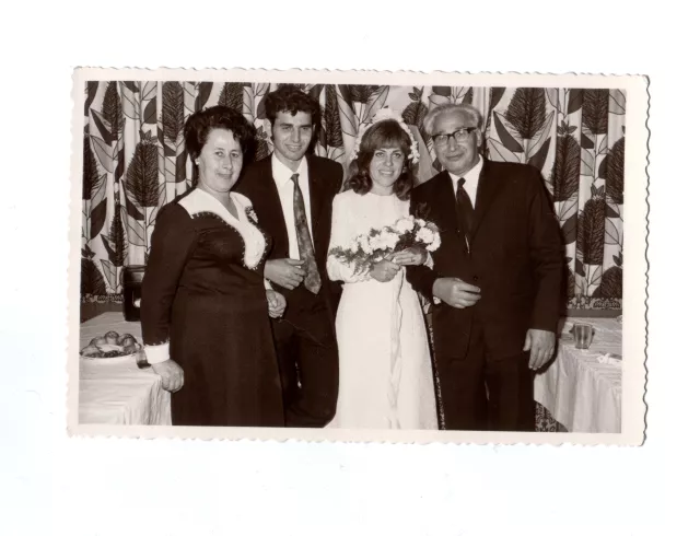 Kappel Sára fiának esküvõje Kappel Sára fiának esküvõje