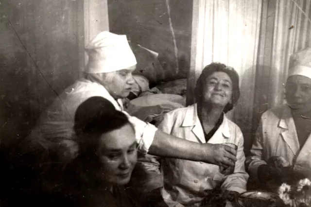 Eva Ryzhevskaya with her colleagues