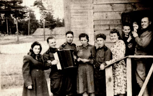 Miron Manilov, Evangelina Manilova and their friends