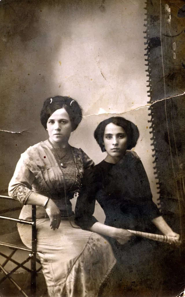 Maria Sheinyuk and Anna Basok