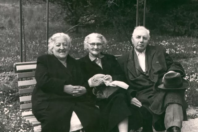 Armin Herman and Zaneta Ganselova with a friend Armin Herman and Zaneta Ganselova with a friend