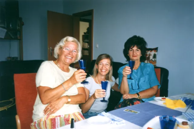 Agnesa Urbanova, her daughter Tatjana and a cousin