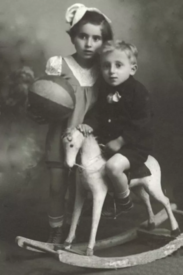 Perla Schönova and Vladimir Schön