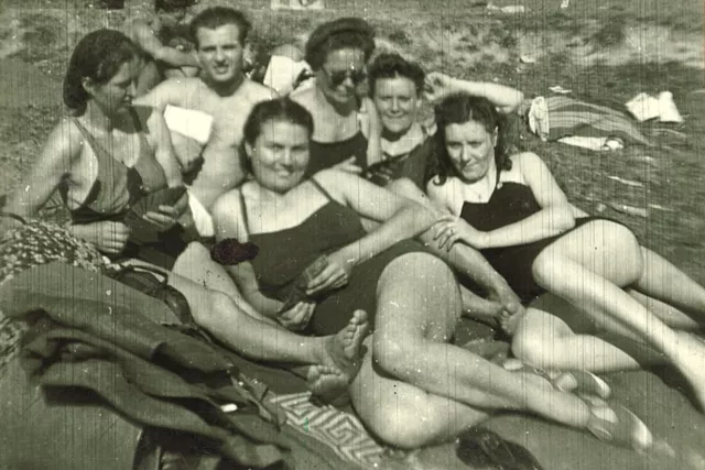 Anna Knezova Schönbrunova's friends by the river in Pukanec