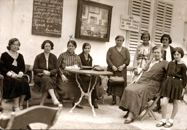 Matilda Kalef with relatives and acquaintances