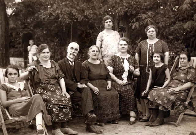Matilda Kalef with relatives and friends