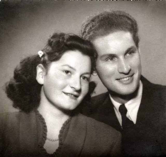 Onton and Matilda Cerge's wedding picture