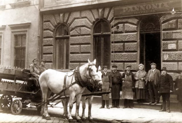The soda-water workshop of Ilona Seifert's paternal grandfather Bernat Riemer