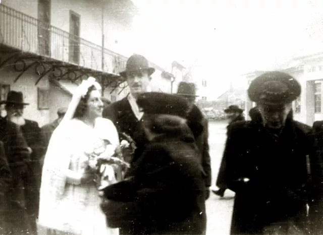 Magda Frischmann on a wedding before her deportation Magda Frischmann on a wedding before her deportation