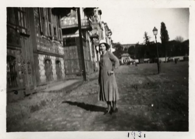 Elsa Perahya in Haydarpasha