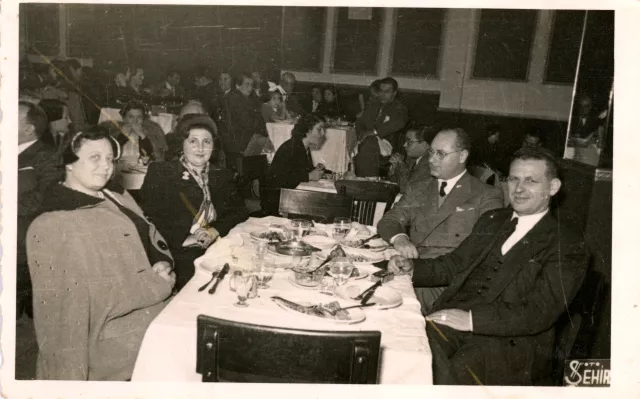 Izak and Leon Finanser with their wives