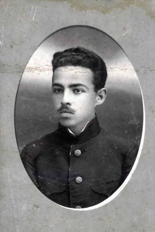Yefim Fabrikant Yefim Fabrikant