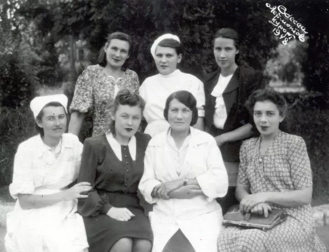 Bronislava Fabrikant with her patients and nurses in the health center Bronislava Fabrikant with her patients and nurses in the health center