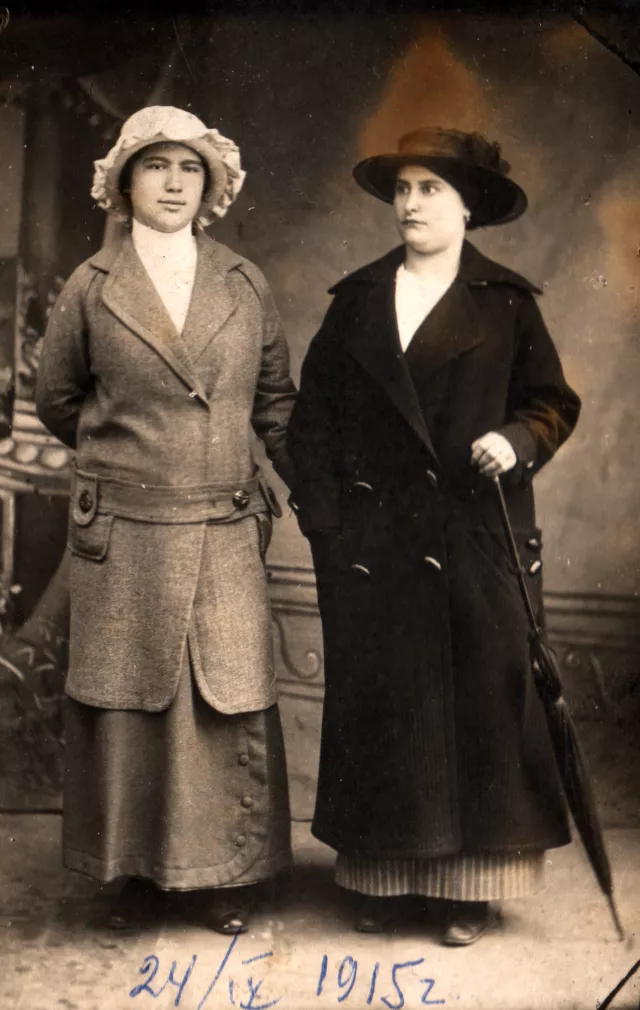 Golda Margolina and her friend