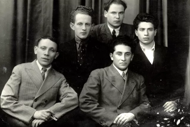 Volko Redko with employees
