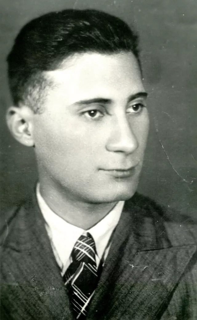 Zhenia Kriss's cousin Anatoliy Yufa Zhenia Kriss's cousin Anatoliy Yufa