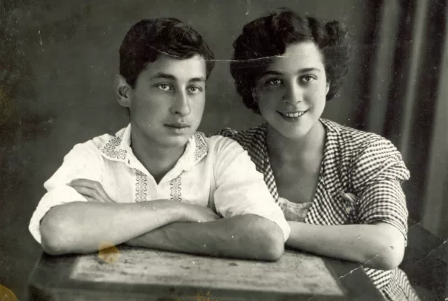 Zhenia Kriss with her brother Froim Kriss Zhenia Kriss with her brother Froim Kriss