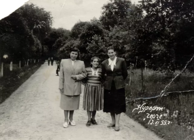 Dora Postrelko with friends