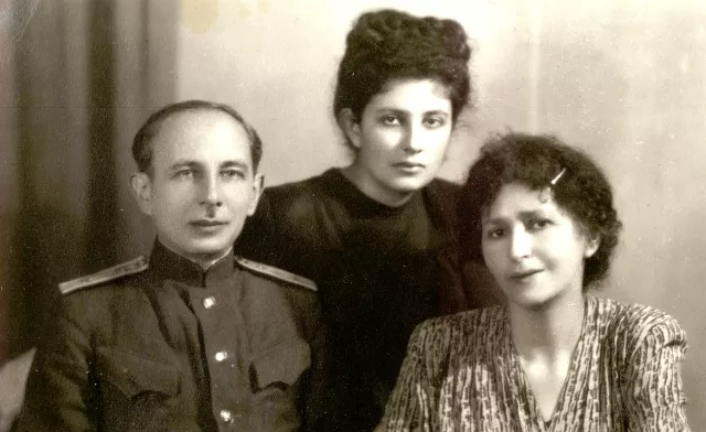 Bertha and Michael Serper with their daughter