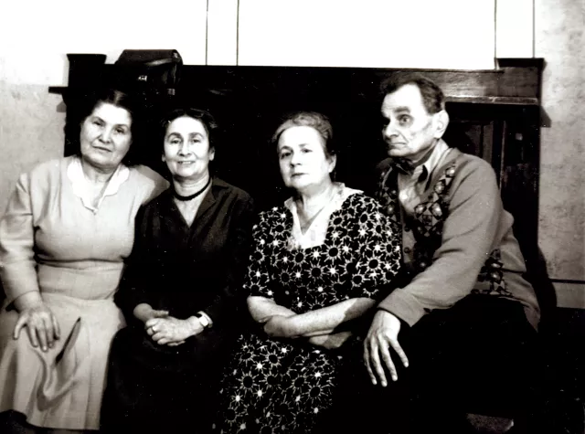 Irina Lidskaya's aunt Bella Vasilieva and aunt Maria Davydova and her husband Abram Davydov.