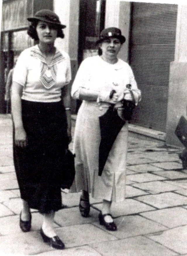 Lazar Gurfinkel's mother Sarah Gurfinkel and his sister Polia Leikin Lazar Gurfinkel's mother Sarah Gurfinkel and his sister Polia Leikin