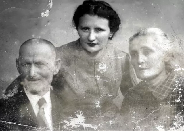 Mark Golub's grandparants Haim and Esther Golub and their daughter Riva Petrenko