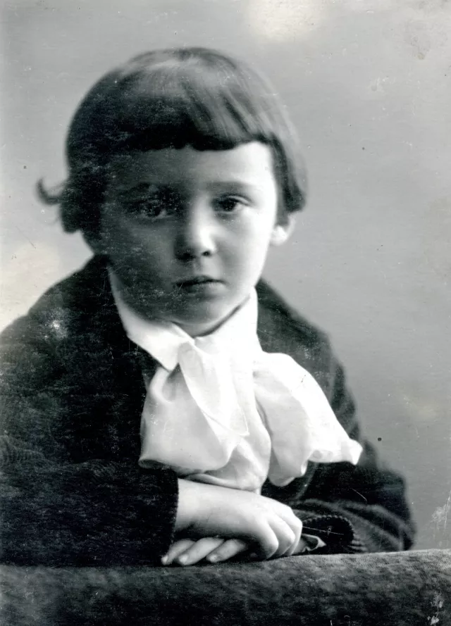 Mark Golub's brother Lev Golub