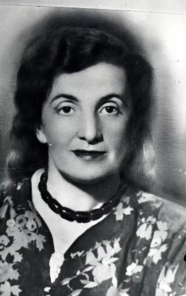 Mark Golub's mother's sister Ruzia Illin