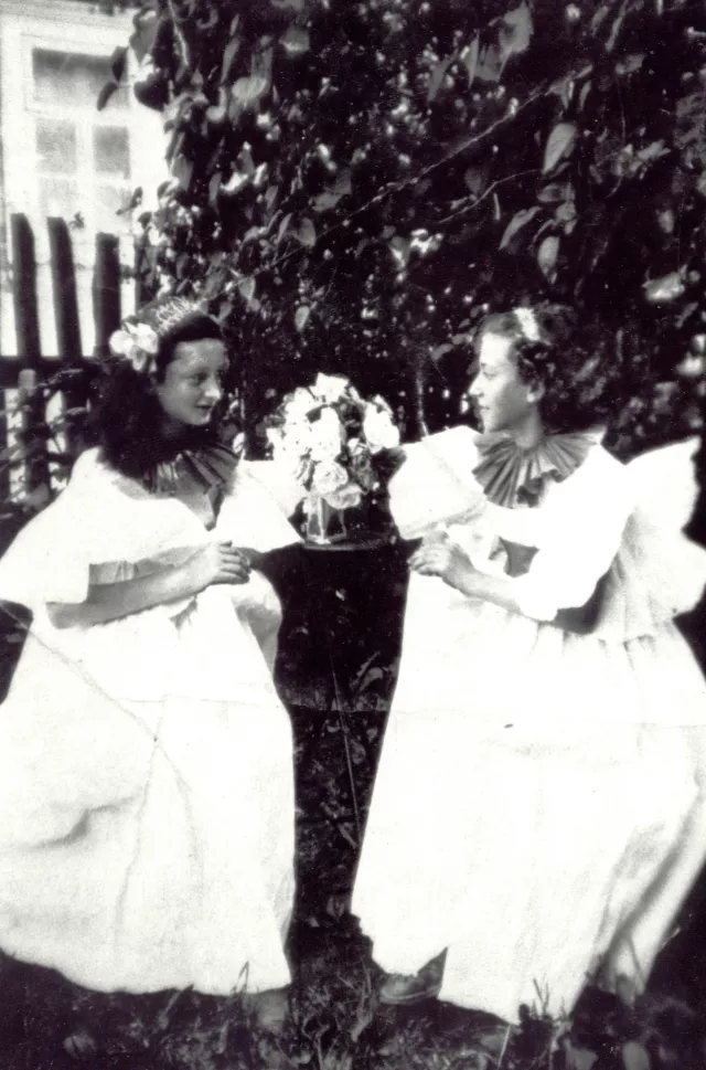 Peter Rabtsevich's cousins Etheri Popinskaya and Bella Korzh