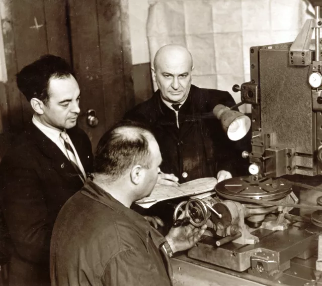 Simon Gonopolskiy and colleagues