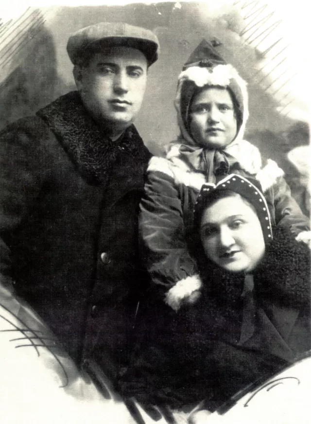 Seraphima Gurevich's uncle,Yankel Zastavkis, with 
his wife Clara Zastavkis and their daughter Lialia Zastavkis Seraphima Gurevich's uncle,Yankel Zastavkis, with 
his wife Clara Zastavkis and their daughter Lialia Zastavkis
