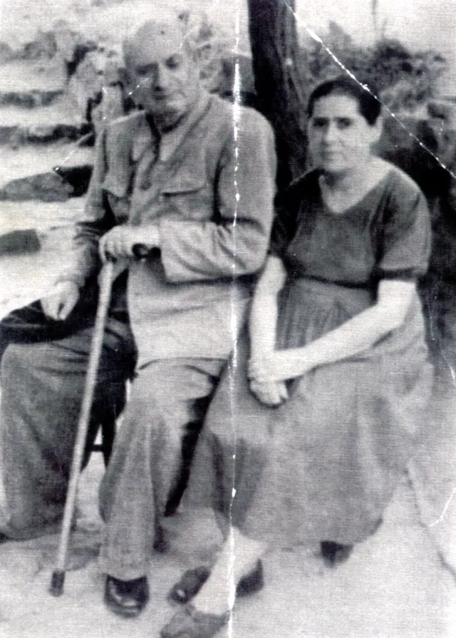 Semyon Gun's father Anatoli Gun and his sister Bella Andreeva Semyon Gun's father Anatoli Gun and his sister Bella Andreeva