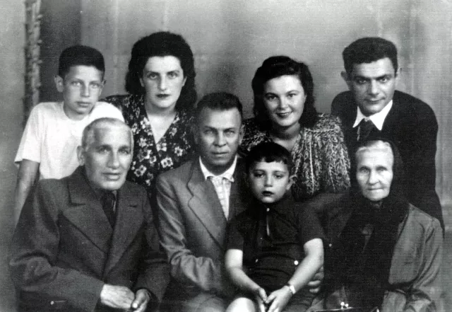Sophia Vollerner with her family Sophia Vollerner with her family