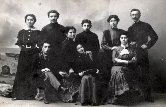 Vladimir Goldman's mother Maria Goldman-Frenkel and her siblings
